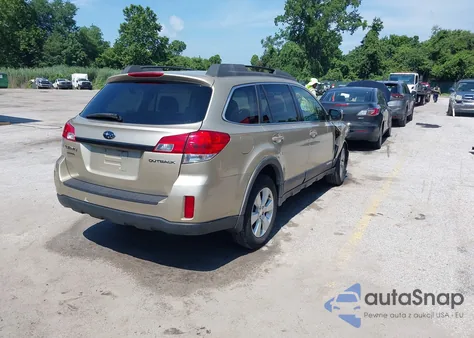 2010 Subaru Outback 2.5I Premium z USA, uszkodzony, nr VIN 4S4BRCEC3A3314479